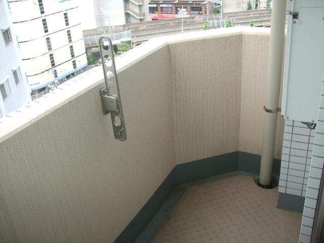 バルコニー　バルコニー（別号室参照）