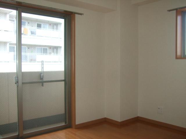 居室・リビング　洋室（別号室参照）