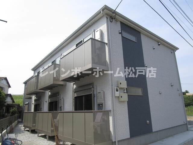 建物外観　外観は落ち着いています