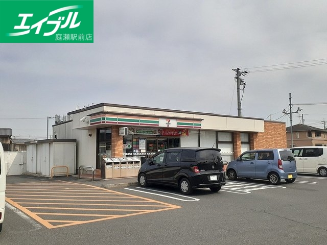 コンビニ　セブンイレブン茶屋町店（コンビニ）まで650m