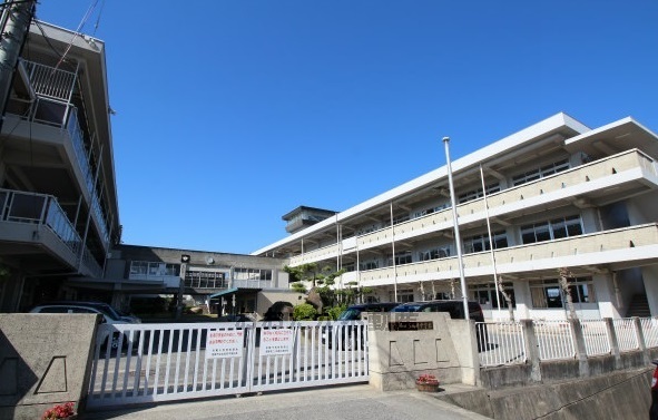 中学校　倉敷市立玉島東中学校（中学校）まで1989m