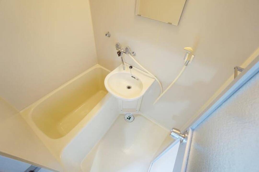 バス・シャワールーム　浴室