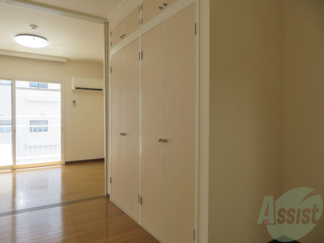 収納　収納もちゃんとございます。気になる方のために下に画像あります