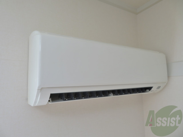 その他設備　エアコンが最初から付いてますのですぐ快適に過ごせますね。