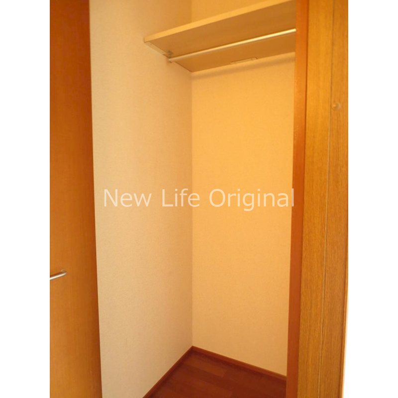 収納　洋室収納。