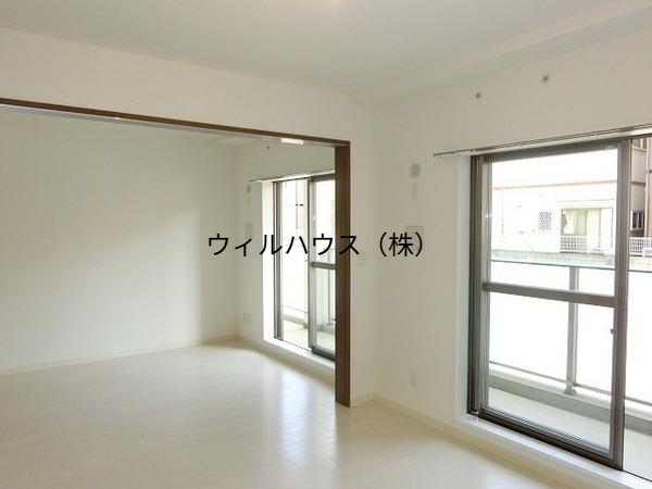 居室・リビング　広々リビング！