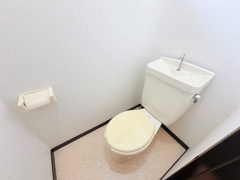 トイレ　トイレ