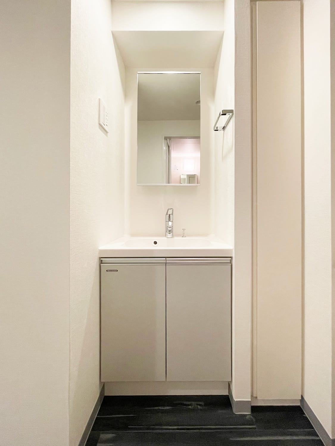 洗面設備　ログ駒込※同タイプ参考写真