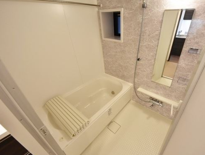 バス・シャワールーム　☆ゆったりスペース☆