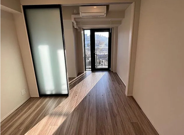 居室・リビング　同タイプ部屋　参考写真です