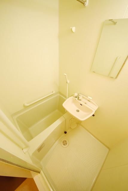 バス・シャワールーム　２点ユニット♪