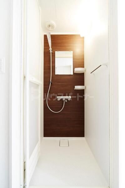 バス・シャワールーム　シャワールーム