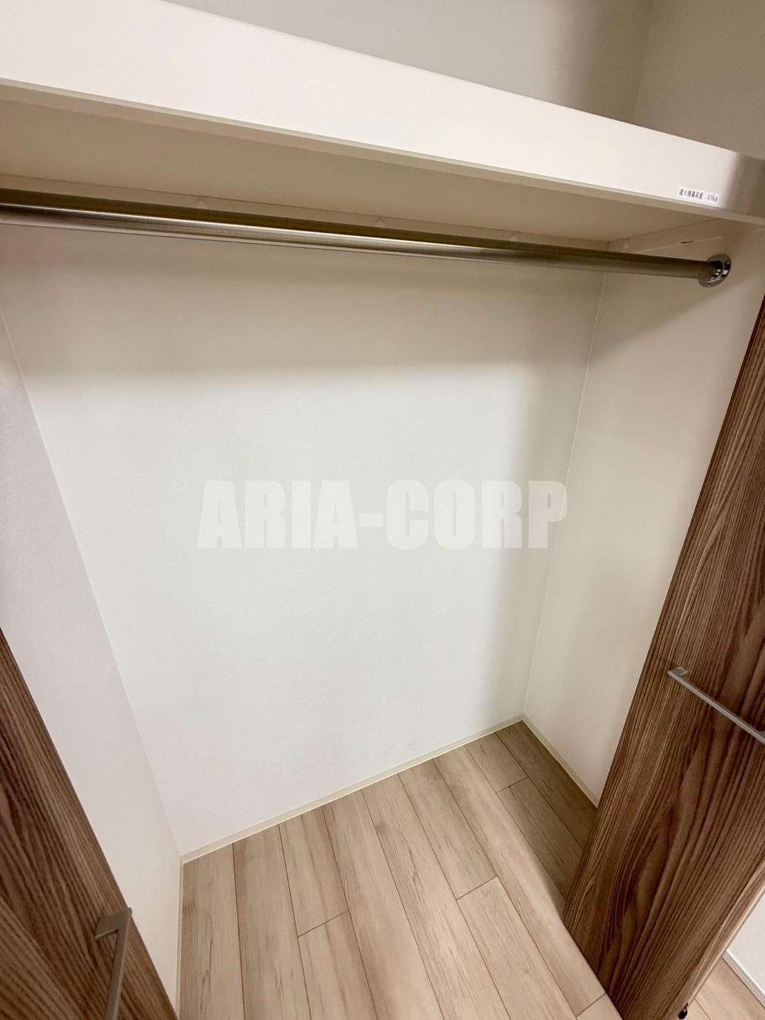 収納　（同仕様）洋室に幅広クローゼット完備◎