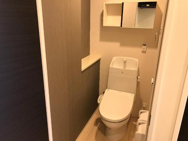 トイレ　トイレ