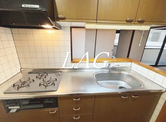 キッチン　キッチンです。