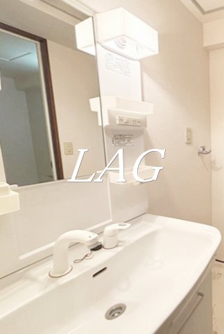 洗面設備　独立洗面台です。