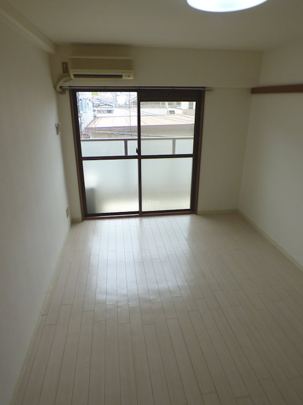 居室・リビング　別部屋のお写真です。ご参考までに！