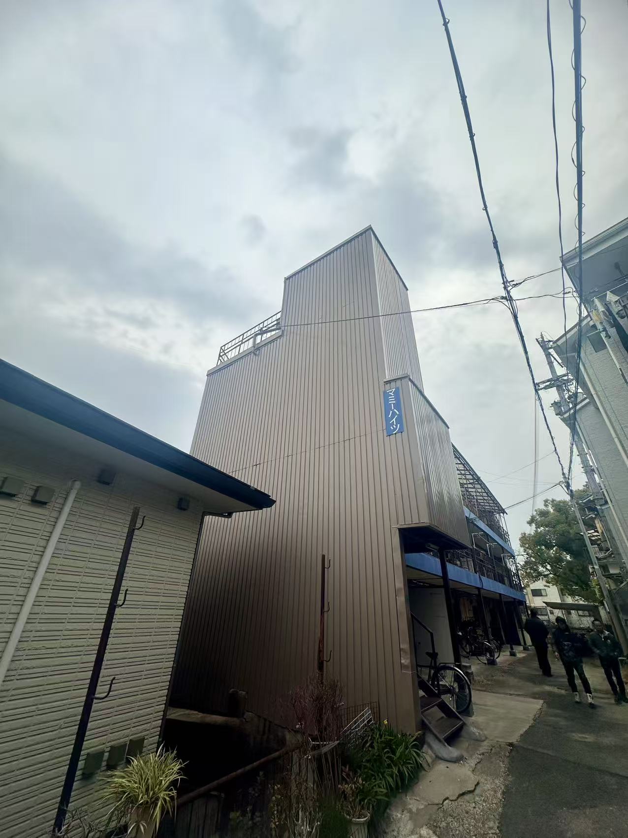 建物外観　静かな住宅街