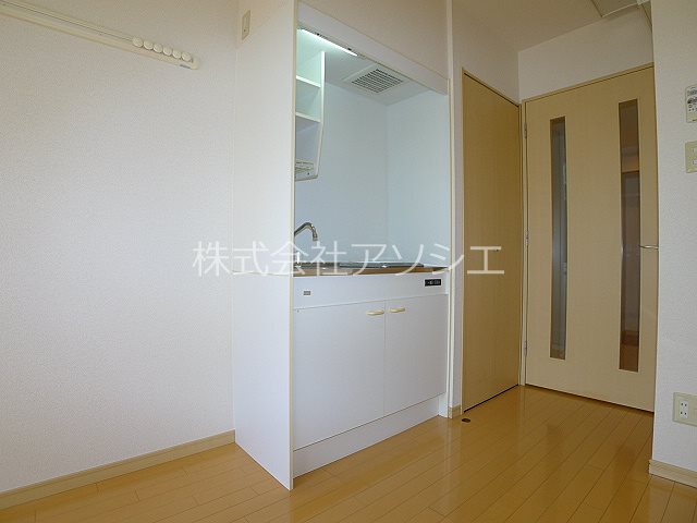 キッチン　IHクッキングヒーター