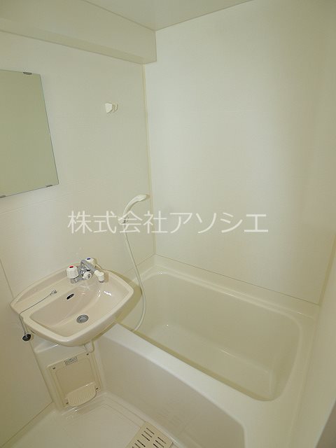 バス・シャワールーム　バスルーム