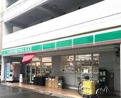 スーパー　ローソンストア100 LS西区京町堀店（スーパー）まで307m