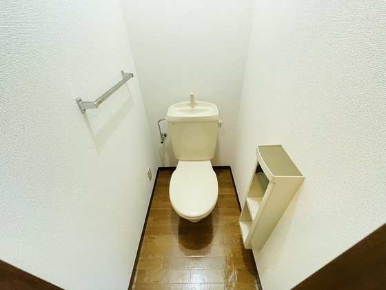 トイレ　※別部屋の写真です