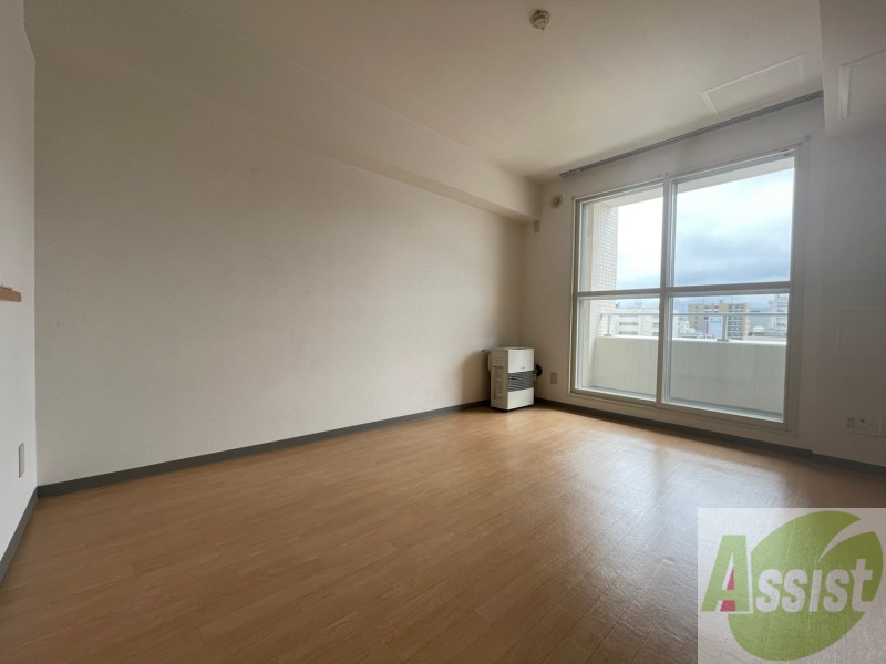 居室・リビング　広くてキレイなお部屋が広がっていて、充実した生活が送れそう。