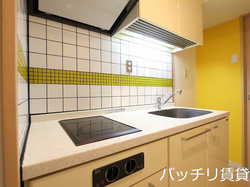 キッチン　画像は別号室イメージの為、現況を優先いたします。