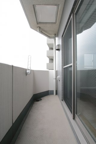 バルコニー　（別タイプ参考写真）コンフォラス千石　文京区千石2