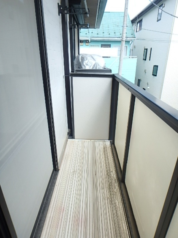 バルコニー　図面と現状に相違がある場合には現状を優先