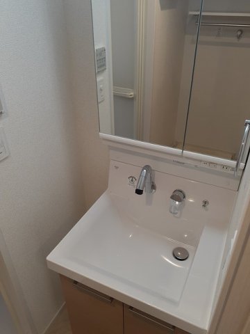 洗面設備　忙しい朝には欠かせない洗面所です