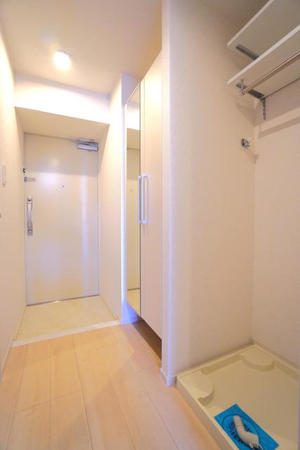 玄関　※写真は同タイプ住戸です。