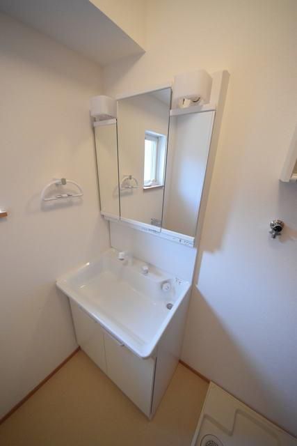 洗面設備　独立洗面台付き