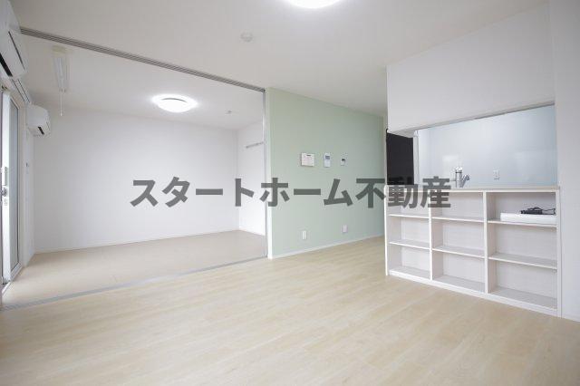 居室・リビング　ゆったり過ごせる居間です