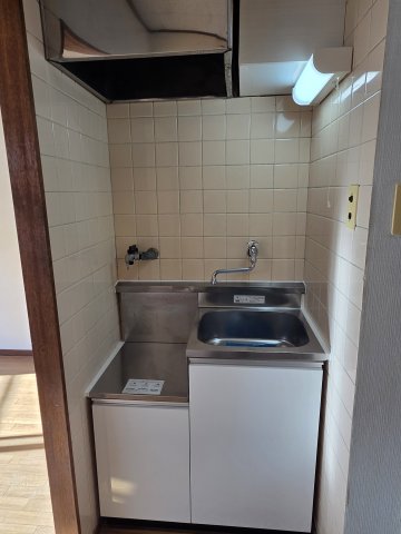 キッチン　コンパクトなキッチンで掃除もラクラク