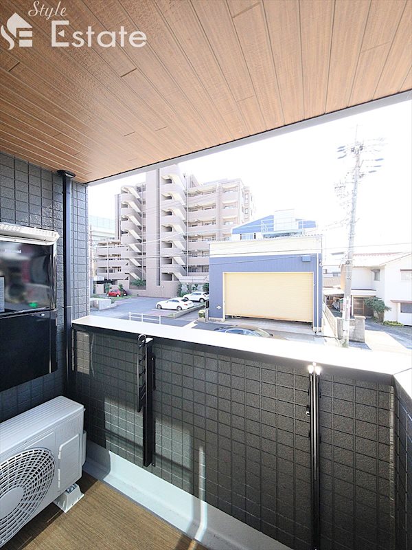 バルコニー　同仕様内装