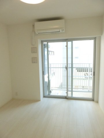 居室・リビング　居間※別部屋参考写真