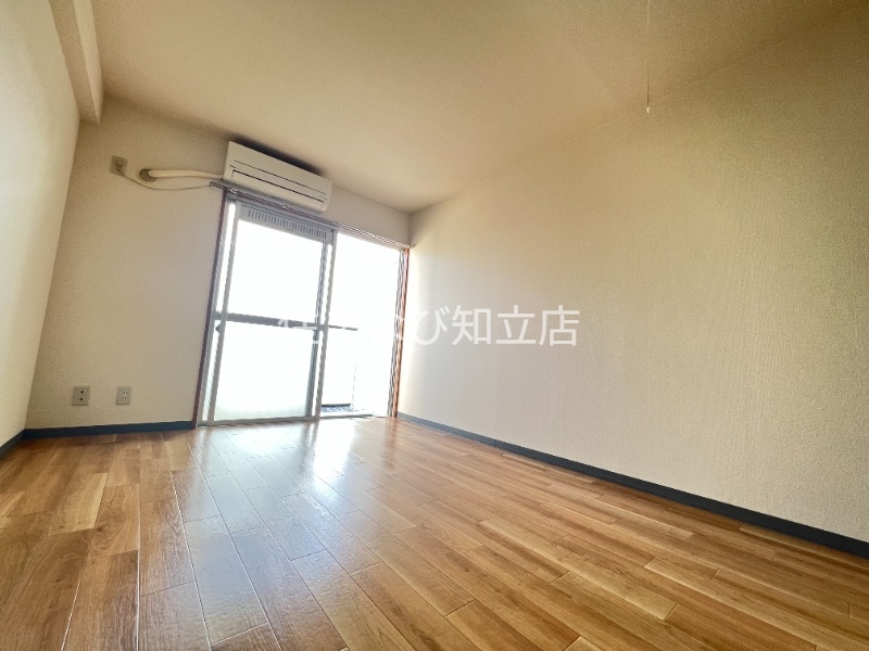 居室・リビング　同型タイプ