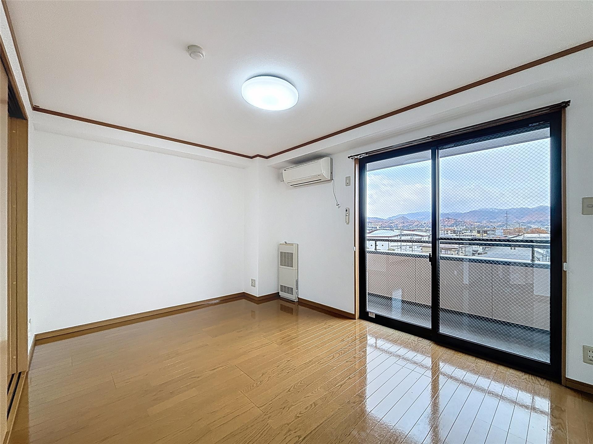 居室・リビング　同タイプ別室の写真です。実際の仕様と異なる場合がございます。