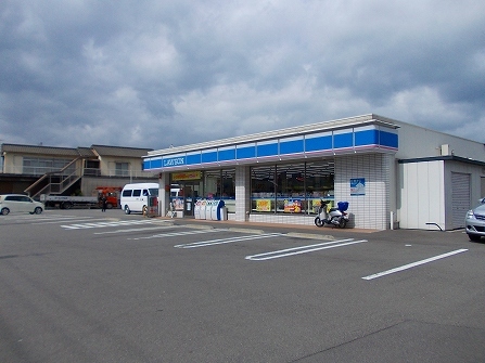 コンビニ　ローソン西条産業道路店様（コンビニ）まで450m