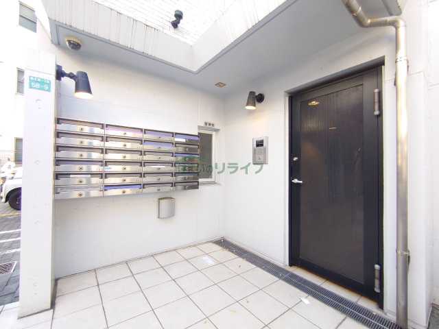 エントランス　ZESTY大塚