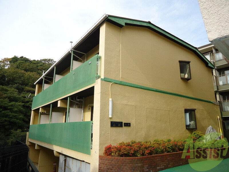 建物外観　レトロな感じの外観です。