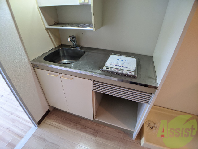 キッチン　キッチンです。キッチンはいつも綺麗にしていたいですよね。