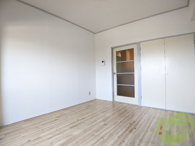 その他部屋・スペース　別角度からお部屋を撮影してみました。さわやかなお部屋です。