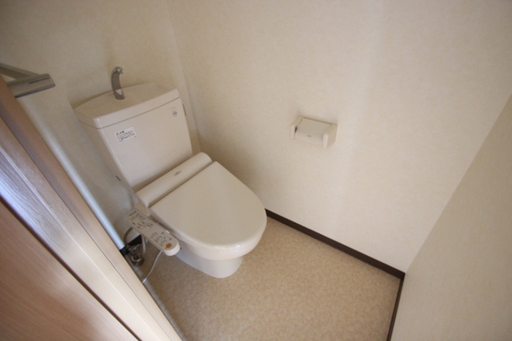 トイレ　※別部屋の写真です