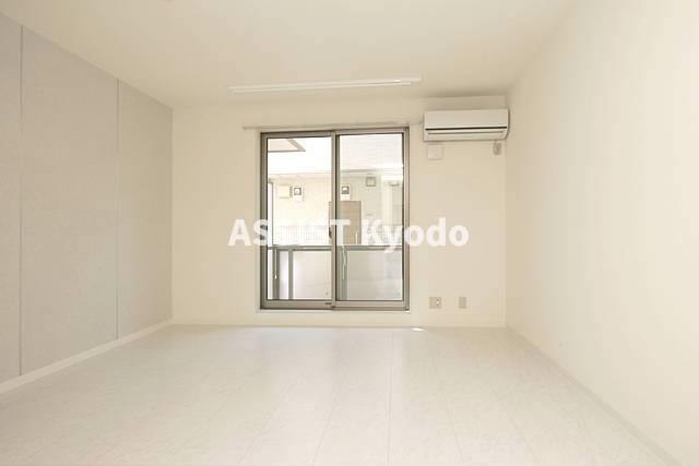 居室・リビング　別号室の参考写真です