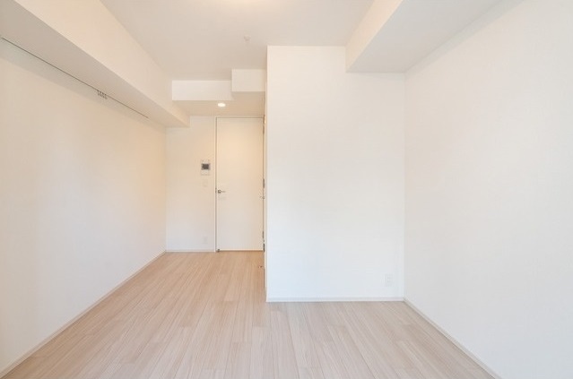 居室・リビング　こちらの居間で趣味の時間をお楽しみください