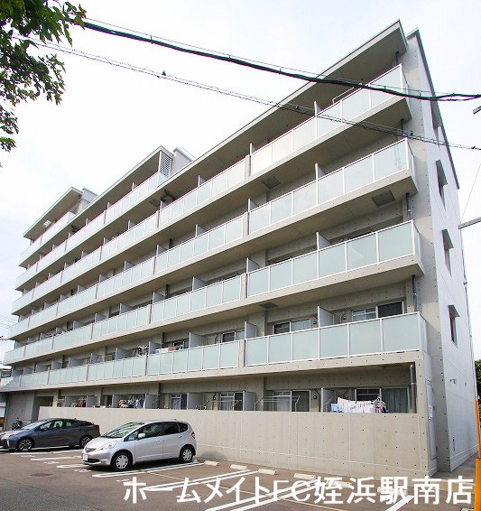 建物外観　★お洒落な築浅マンション！★