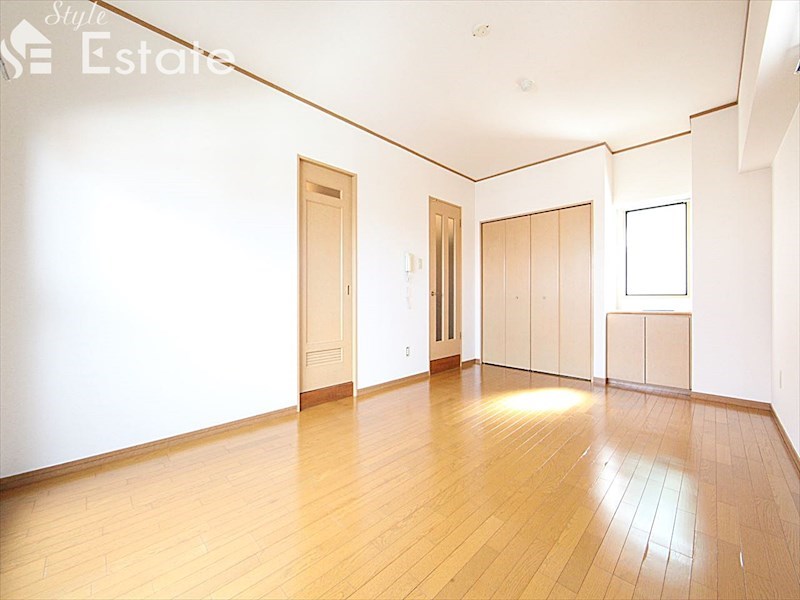 居室・リビング　内装