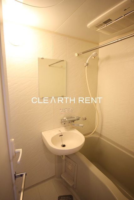 バス・シャワールーム　同タイプ別住戸写真となります。現況と異なる場合がございます。